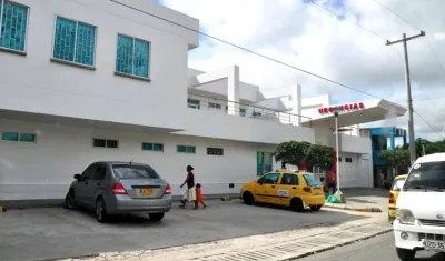 Fachada del Camino del barrio El Bosque.