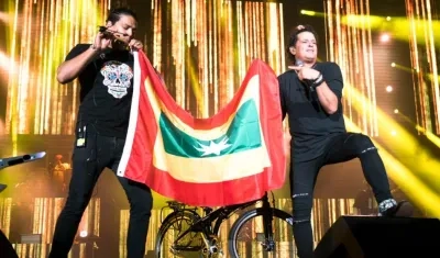 El folclorista Tato Marenco y el cantante Carlos Vives.