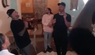 El cantante Nicky Jam y el actor Will Smith en Cartagena.