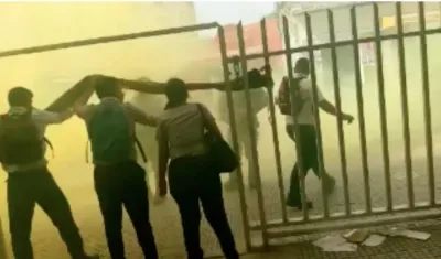 Momento de la intervención del Esmad.