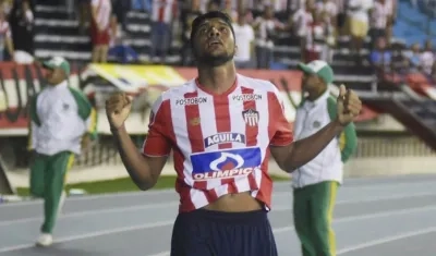 Luis Carlos Ruiz comandará el ataque de Junior.