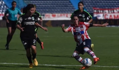 Daniela Montoya tuvo la opción más clara para las Tiburonas.