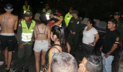 En el operativo dos turistas fueron sorprendidas con cocaína. 