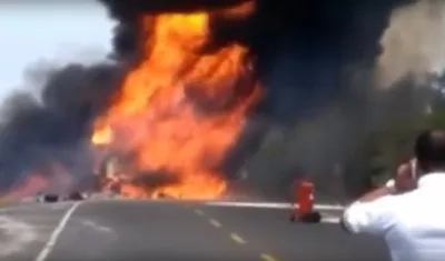 Momento del voraz incendio.