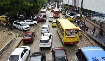 Panorama que dejó el arroyo de la carrera 43.