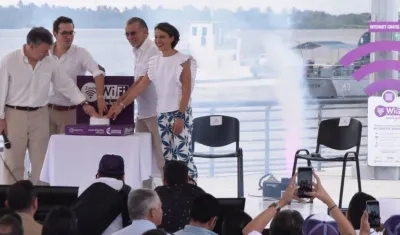 Presidente Santos activó 5 zonas wifi.