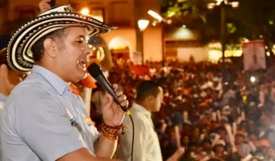 Iván Duque durante su gira por Sucre.