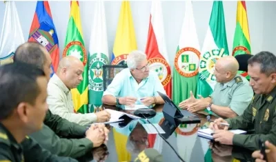 Reunión entre Alcalde de Soledad y autoridades de Policía de Barranquilla y Soledad.