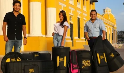 José Javier Sánchez, Ausberto Flórez y Lina Albor de Emporio Cases.