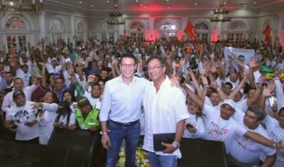 Carlos Caicedo y Gustavo Petro durante el encuentro.