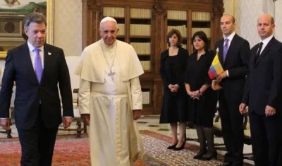 El Presidente durante su visita a El Vaticano.