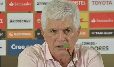 Julio Comesaña, técnico de Junior. 