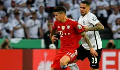 James Rodríguez en un acción del partido. 