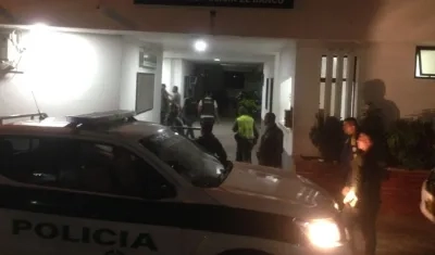 Momento en que los organismos de seguridad ingresan para rescatar a los rehenes.