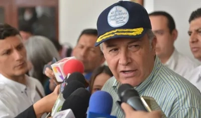 General Óscar Naranjo, vicepresidente.