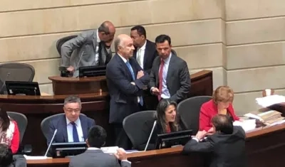 Los ministros de Justicia y del Interior en el Senado.