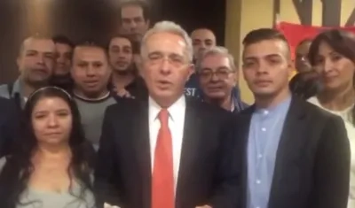 Álvaro Uribe, expresidente.