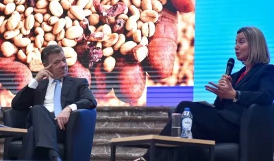 El Presidente Santos con Federica Mogherini, jefe de la diplomacia europea.