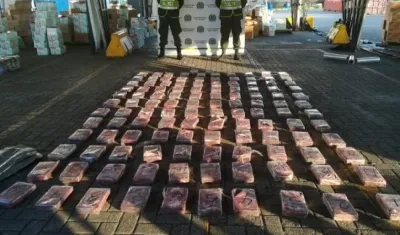 El alijo fue descubierto por agentes antinarcóticos.