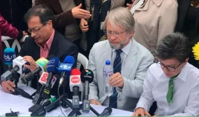 Gustavo Petro, Antanas Mockus y Claudia López.