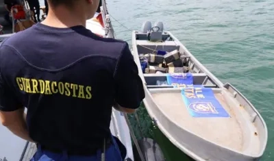 Lancha incautada por la policía de Costa Rica.
