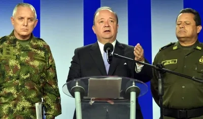 Ministro de Defensa, Luis Carlos Villegas, en rueda de prensa.