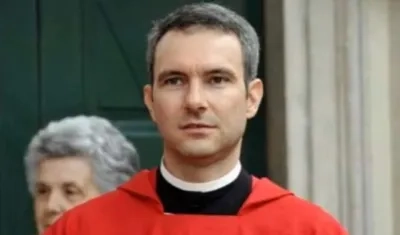Carlo Alberto Capella, sacerdote acusado de posesión de pornografía infantil.