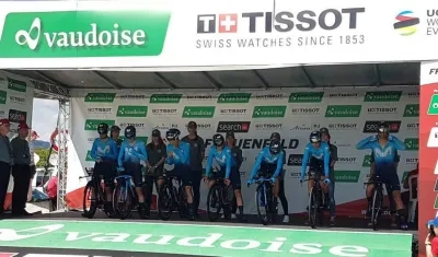 Elenco del Movistar en la salida dr la CRE. 