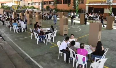 Puesto de votación en la Normal Superior de Barranquilla. 
