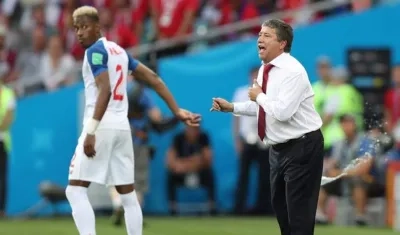 El entrenador de Panamá, Hernán Darío Gómez, durante el partido ante Bélgica.