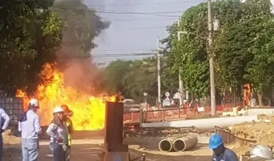 El incendio generó pánico en la calle 54 con carrera 39.