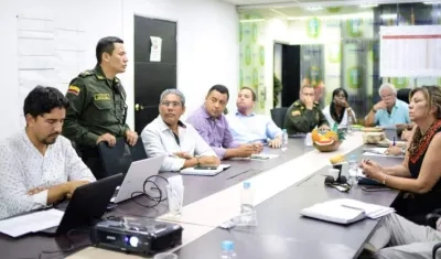 Las autoridades del municipio de Soledad entregando el balance de la reducción de homicidios.