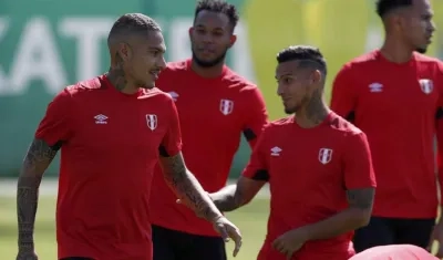 Jugadores de Perú, durante un entrenamiento. 