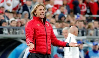 Ricardo Gareca, técnico de Perú. 