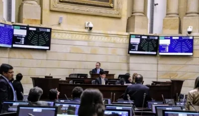 La senadora Paloma Valencia presentó dos propuestas, una de ellas de la extradición fue aprobada.