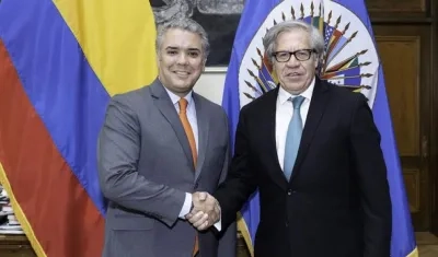 El Presidente electo, Iván Duque junto al Secretario General de la Organización de Estados Americanos (OEA), Luis Almagro.