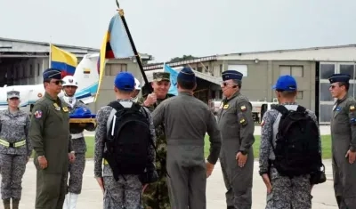 General Alberto Mejía, comandante de las FF.MM. en la despedida de militares que participarán en misión Red Flag.