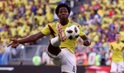 Carlos Sánchez, volante colombiano. 