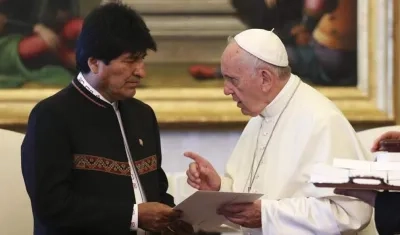El presidente de Bolivia, Evo Morales y el Papa Francisco.
