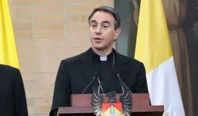 Nuncio apostólico en Colombia, Ettore Balestrero, fue trasladado al Congo.