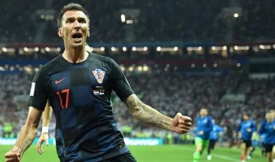 Mario Mandzukic celebrando el gol de la clasificación. 