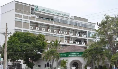 Fachada sede Universidad Simón Bolívar.