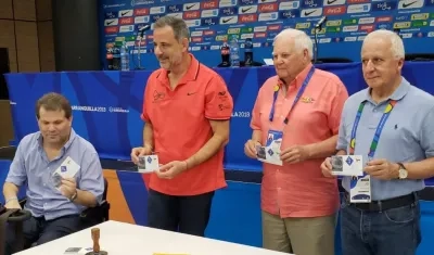 Momentos del lanzamiento de la estampilla de los Juegos Centroamericanos 2018.