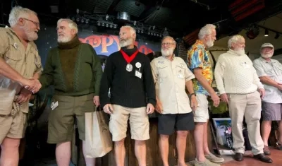 Final del concurso de personas parecidas al escritor Ernest Hemingway.