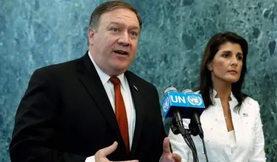 El secretario de Estado estadounidense, Mike Pompeo, y la embajadora de Estados Unidos ante la Organización de las Naciones Unidas (ONU), Nikki Haley
