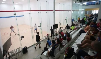 Complejo de Ráquetbol. 