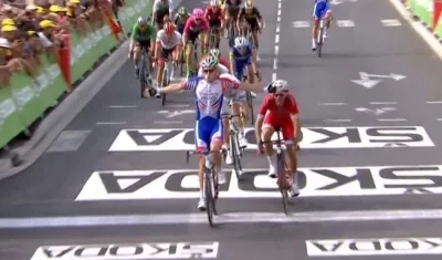  Demare, de 26 años, ganador de la etapa.