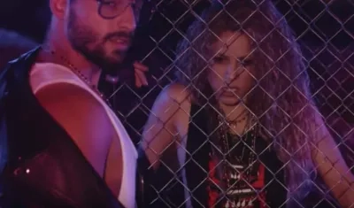 Maluma y Shakira en su video Clandestino.