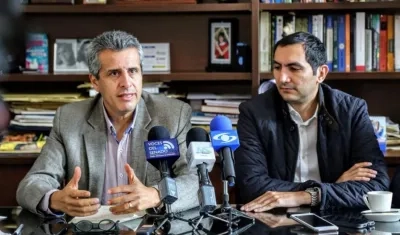 Senadores Luis Fernando Velasco y David Barguil.