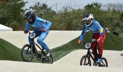 Gabriela Bolle y su compatriota María Camila Restrepo.